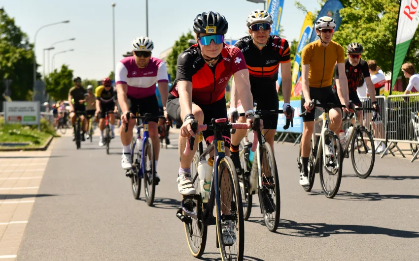 Sie betrachten gerade Neuland für RSV Fahrerinnen beim Rennrad Race in Frankfurt