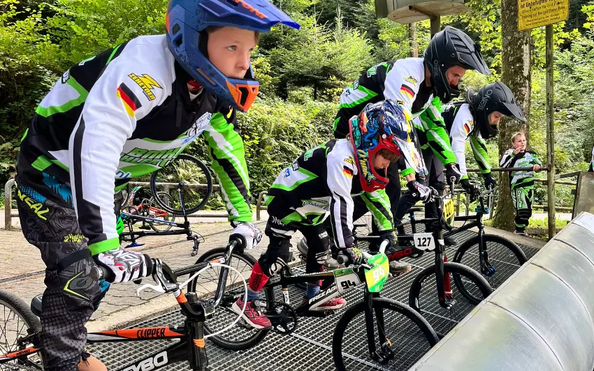 Mehr über den Artikel erfahren Vereinsmeisterschaften in der Hirschbach